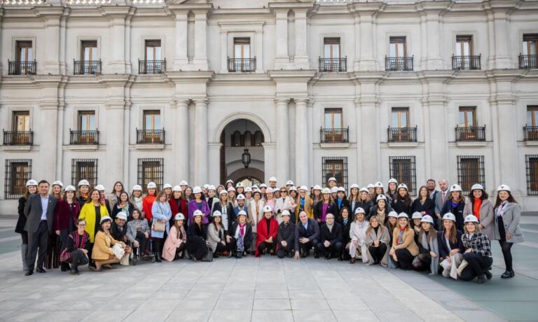 Ministerio de Minería lanzó concurso en honor a Karen Poniachik