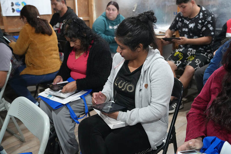 Con apoyo de Minera Candelaria se inicia curso de instalación y mantención de paneles solares