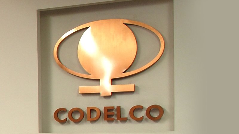 Codelco comienza proceso de licitación para adquirir gran cantidad de energía renovable