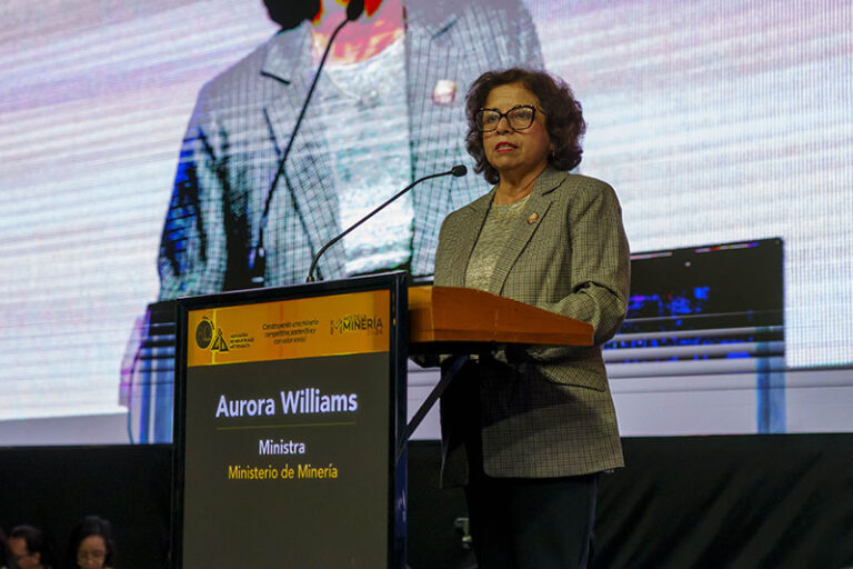 Aurora Wiliams en el marco de los 80 años de AIA: “La minería chilena está desafiada a consolidarse como un agente real de transformaciones”