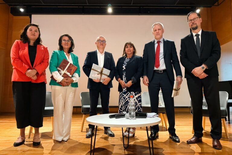 Expertos debaten el futuro de los minerales estratégicos para la minería chilena