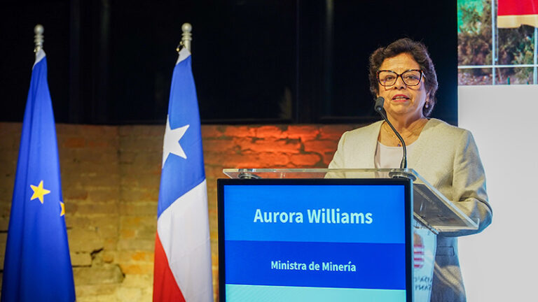 Ministra de Minería en Europa