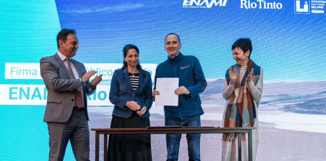 ENAMI y Rio Tinto sellan histórica alianza para desarrollar proyecto de litio en Atacama
