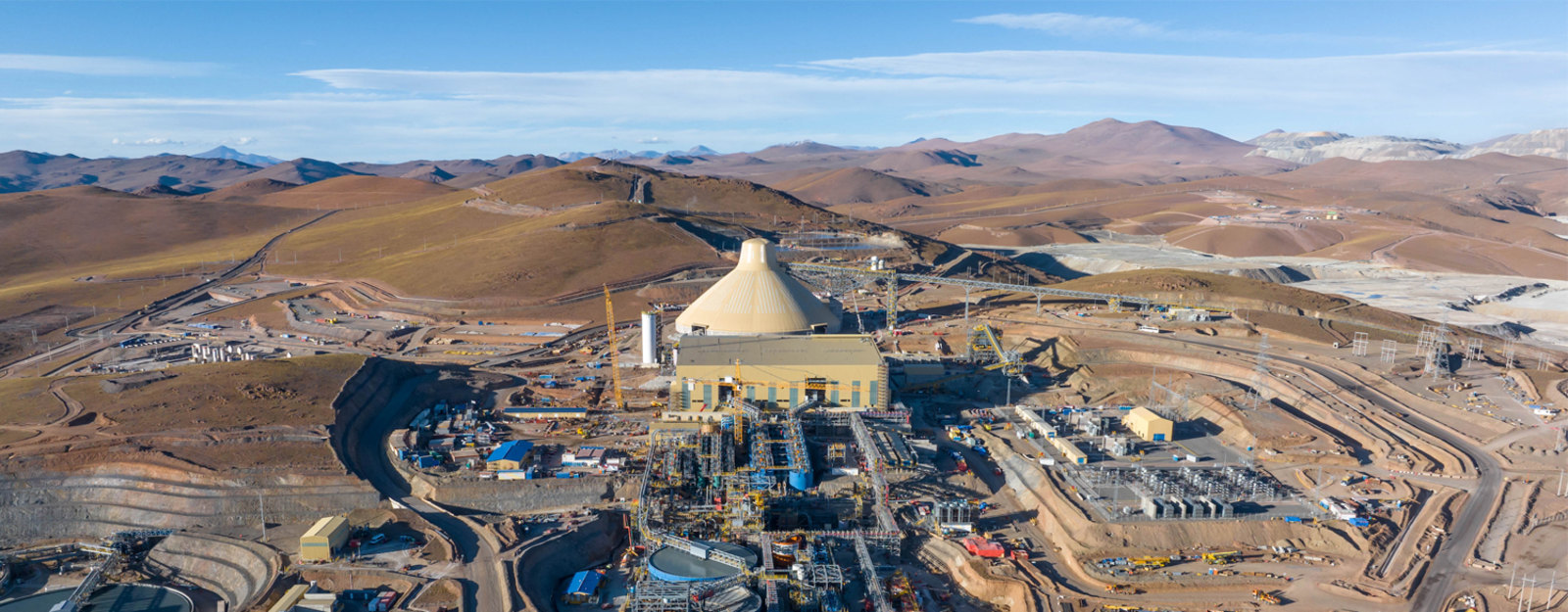 Sernageomin y trabajadores alertan por anomalías en el muro de relaves de Quebrada Blanca