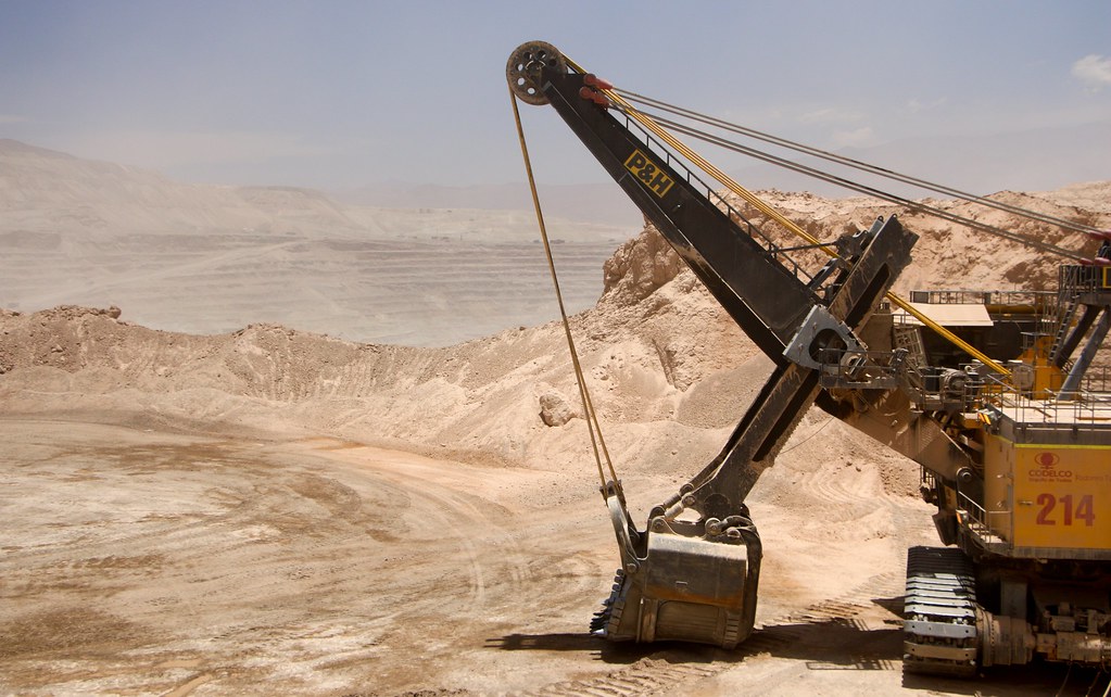 UC y Codelco fortalecen investigación sobre seguridad de baterías de litio en minería subterránea