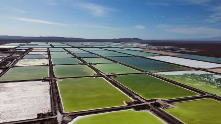 Producción de litio de alianza SQM–Codelco supera previsiones en 2025