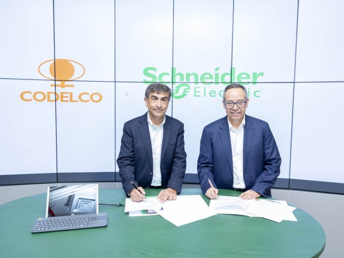 Codelco y Schneider Electric firman alianza estratégica para acelerar la digitalización y eficiencia energética en la minería