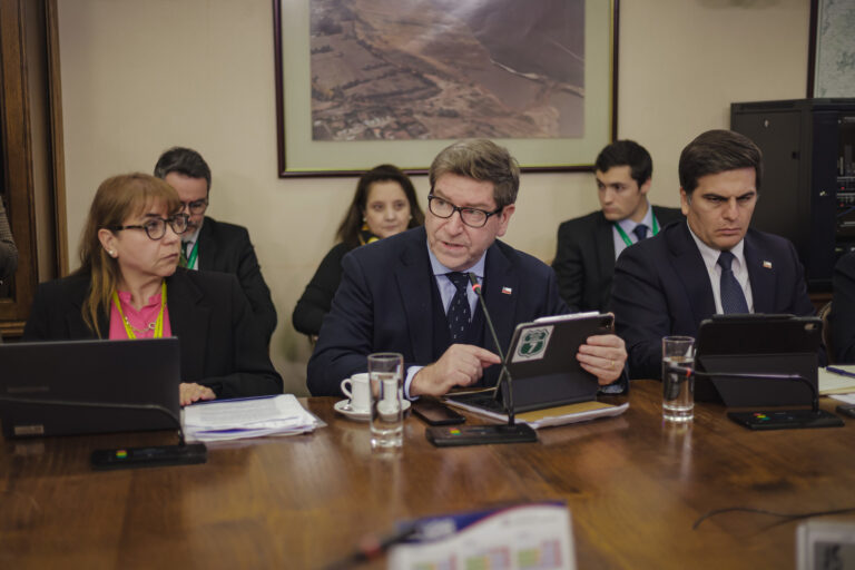 Biministro Daniel Mas presenta en el Congreso primer proyecto minero del gobierno del Presidente Kast