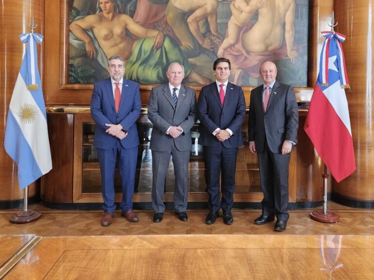 Chile y Argentina reactivan tratado minero para impulsar inversiones y desarrollo fronterizo