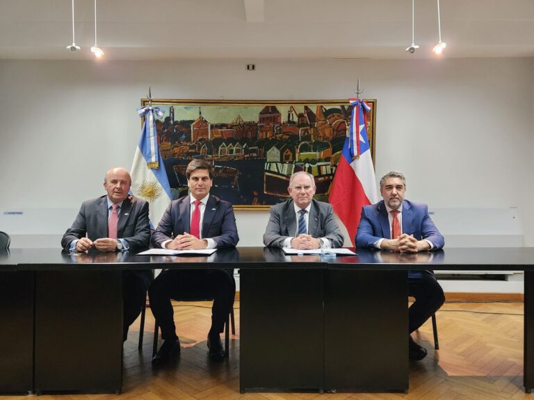 Chile y Argentina impulsan integración minera fronteriza para dinamizar su economía