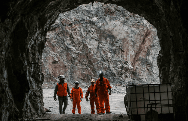 SONAMI pide suspender remates de pertenencias mineras