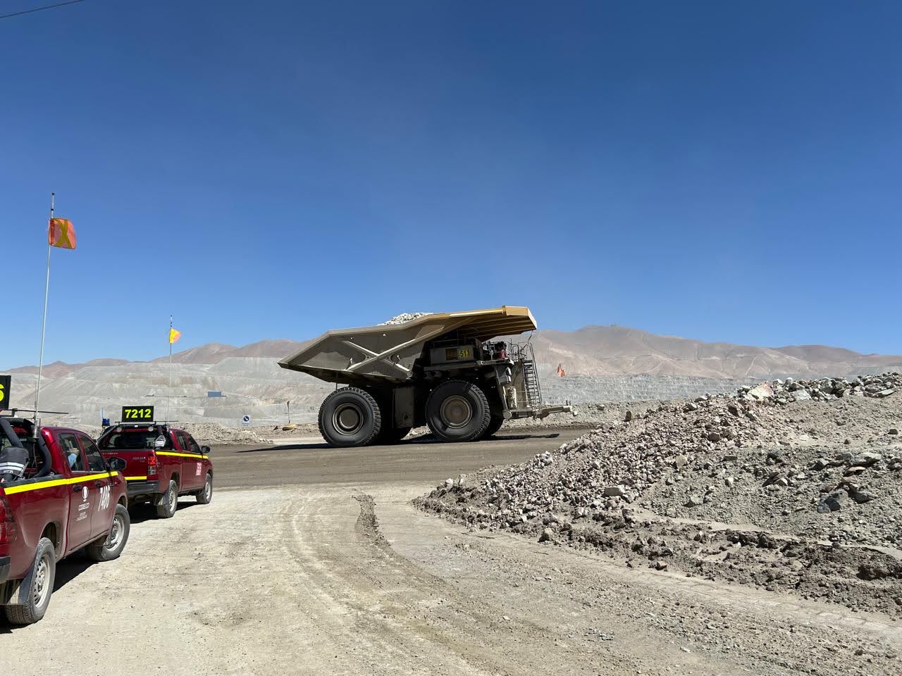 Contraloría fiscaliza en terreno las faenas de Codelco