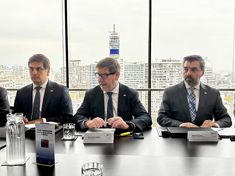 Biministro Daniel Mas anuncia aumento en el presupuesto de Sernageomin para seguridad minera